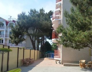 Отель "Черноморский"