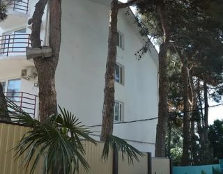 Отель "Черноморский"