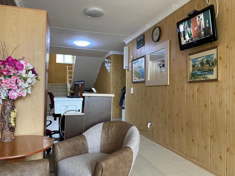 Отель "Черноморский"