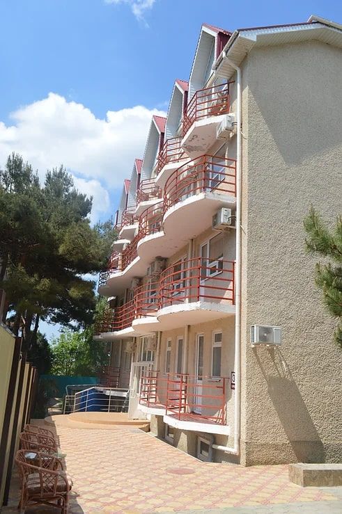 Отель "Черноморский"